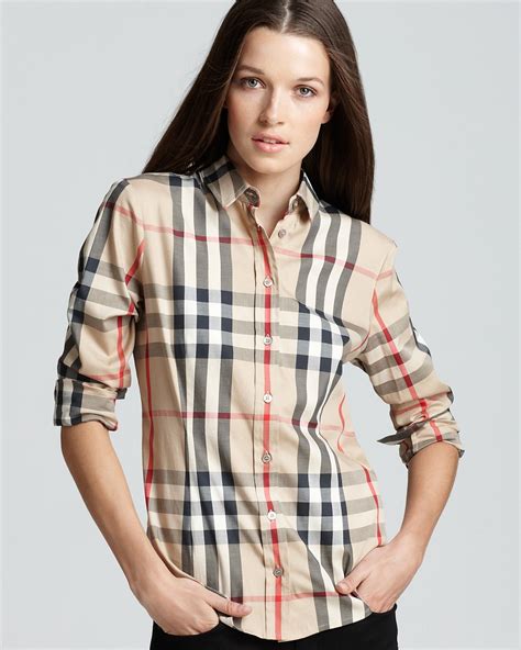 burberry shirt women outfit